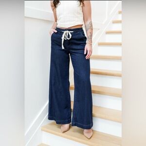 NWT Risen mid rise dark wash wide leg with tie waistband